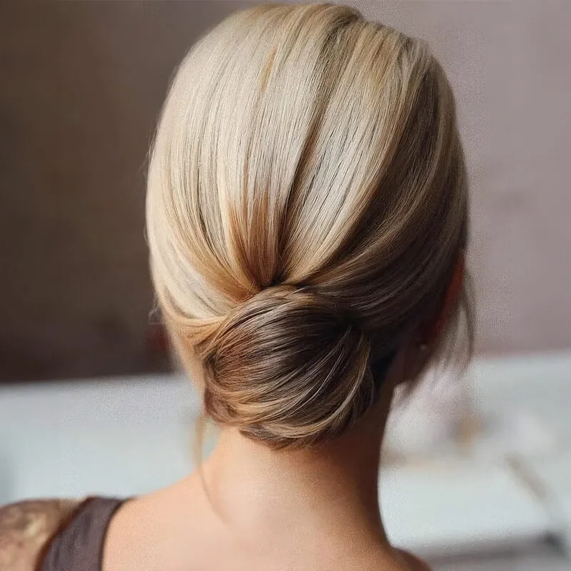 Perfect Low Bun for Christmas