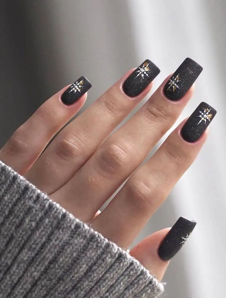 Nail Designs With Gold Accents