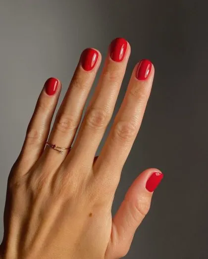 Classic red Short Nail