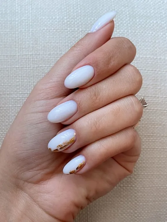 White & Gold Nails